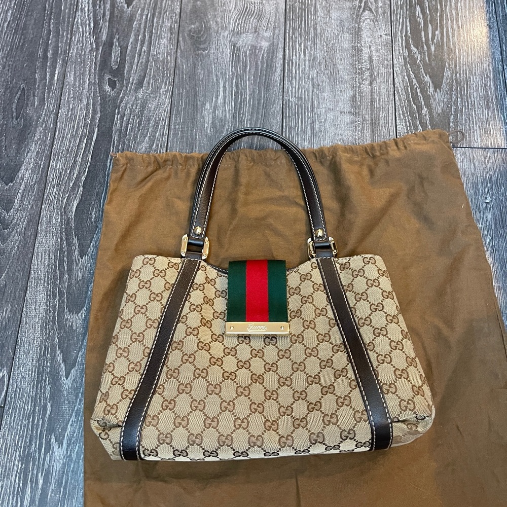 Gucci Medium Web Tote Used Once Pristine Condition - image 4